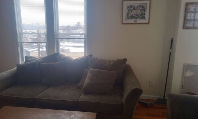 Niskayuna Apartment | godlyone bedroom free parking