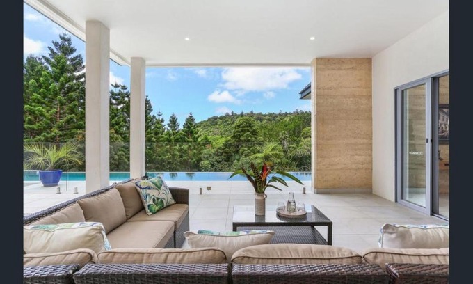 Currumbin Valley House | Gold Coast Eco Retreat
