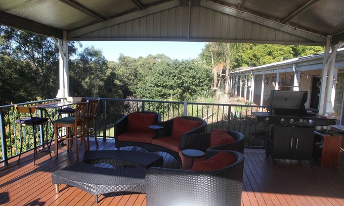 Advancetown Other | Gold Coast Riverfront 20 acres with 3 brm Accommodation