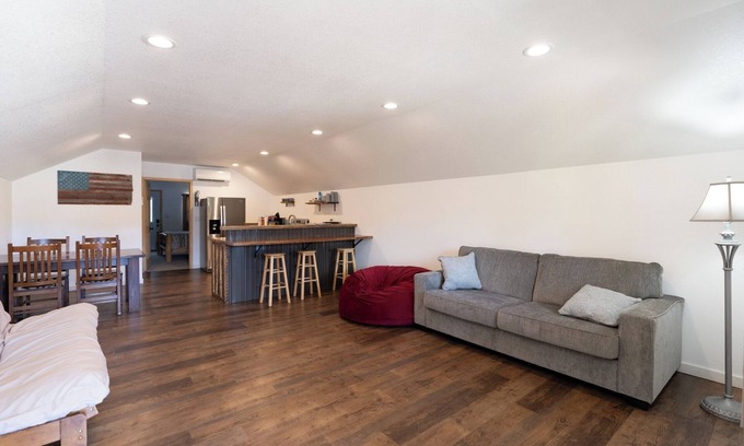 Custer Cabin | Gold VC Custer`s Loft | 1 Bed, 1 Bath
