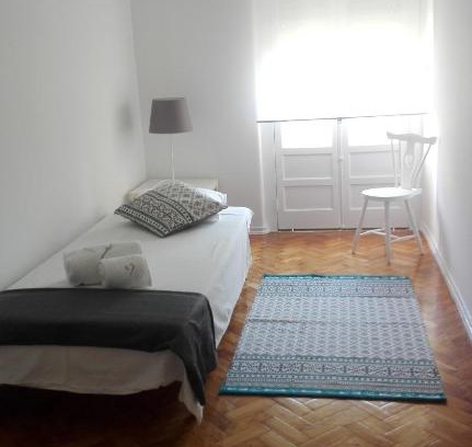 Alto do Pina Apartment | Golden Apartment City Center