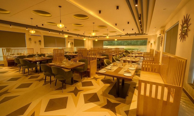 Agara Hotel | Golden Crown Suites