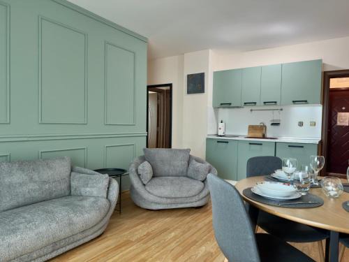 Sunny Beach Apartment | Golden Hermes Apartments