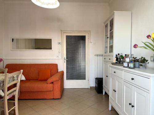 Lido di Camaiore Apartment | Golden Luxe - Beach House Gelsomino