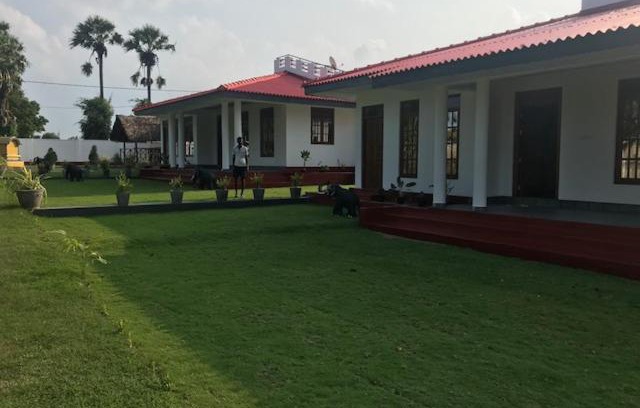 Trincomalee Villa | Golden Temple Villa