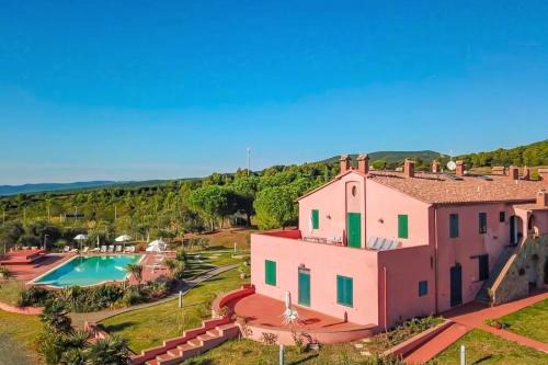 Castiglioncello Apartment | Golden View Apartment with pool