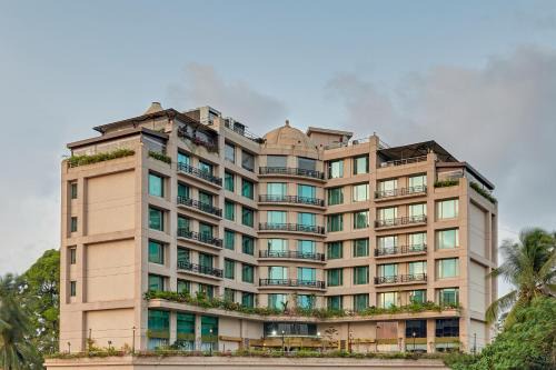 Adyar Hotel | Goldfinch Hotel Mangalore