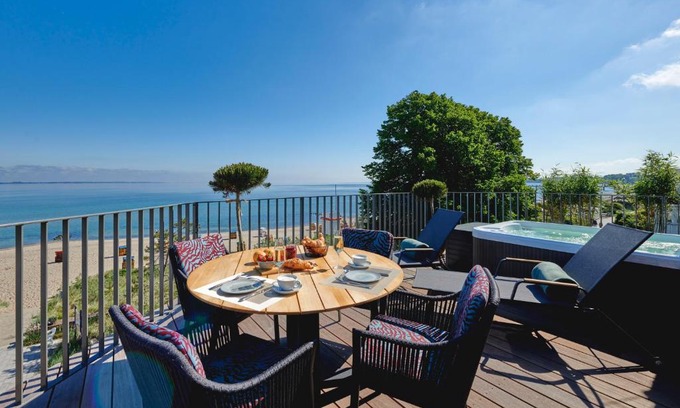 Niendorf Apartment | Goldmädchen 93 - Honeymoon Suite