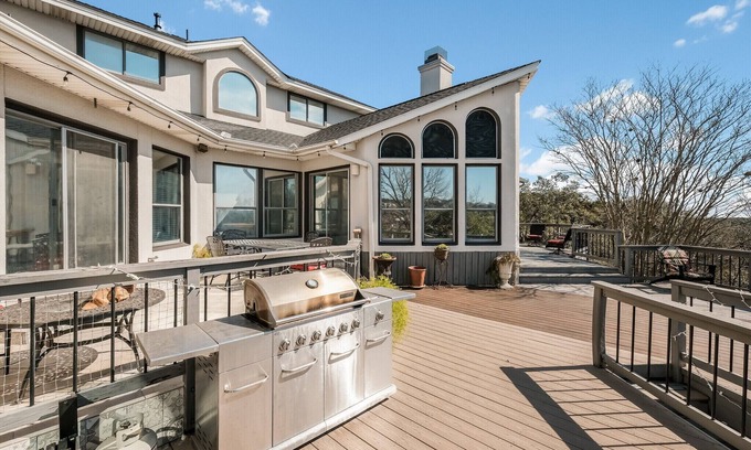 Crownridge of Texas House | Golf at LaCantera and Enjoy the View