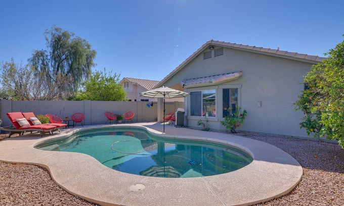 Arrowhead Ranch House | Golf Course View + Pool: Serene Glendale Home