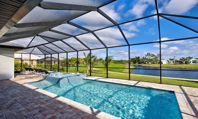 Cape Haze House | Golf n` Beach | Golf Course | Pond View | Pool | Spa