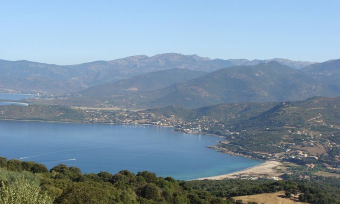 Calcatoggio Apartment | Golfe De Sagone: Studio in chalet