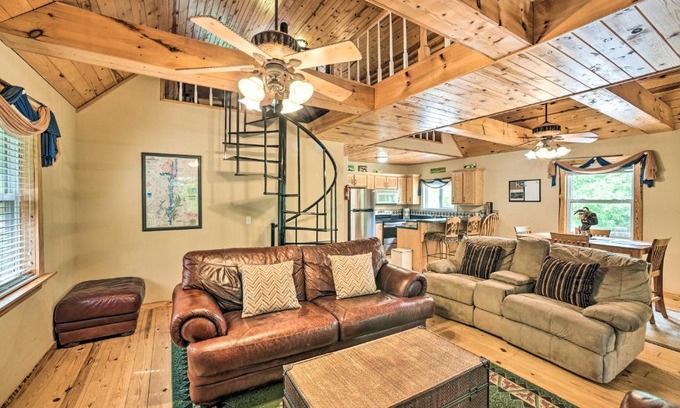Guntersville House | Golfers Retreat - Cabin in Resort