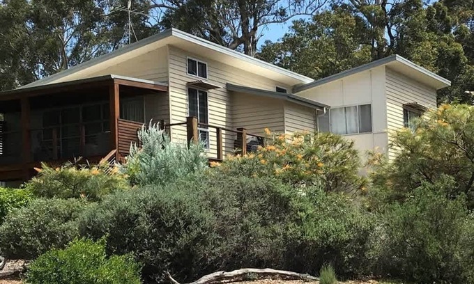 South Durras House | Gone Coastal | Walk to South Durras Beach