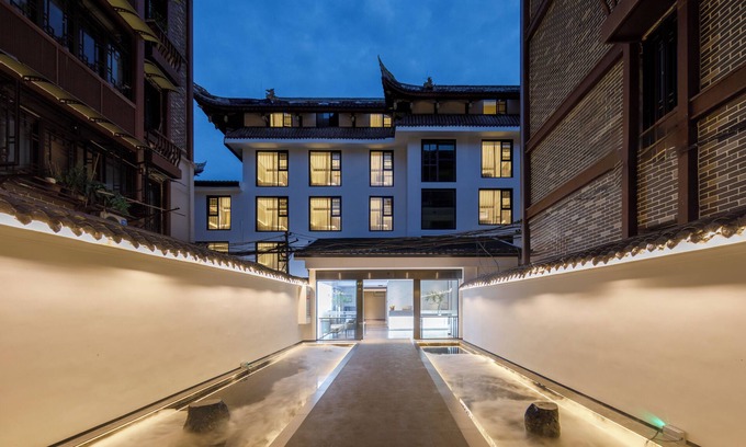 Chengdu City Centre Hotel | Gongxili - Xige Hotel