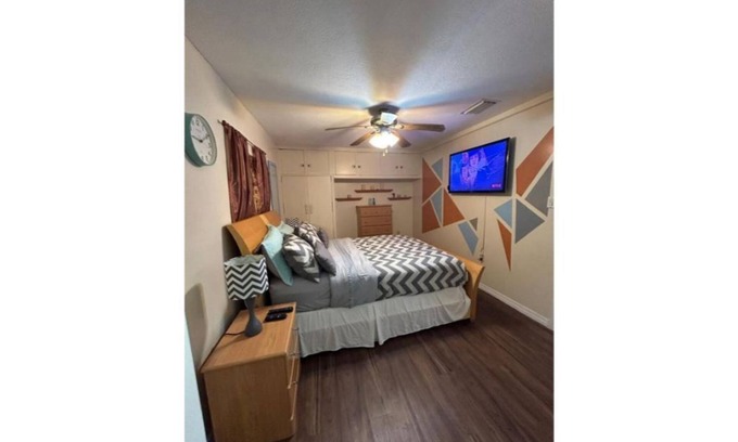 Spring Hill House | Good Location/Good people AND GOOD VIBES ONLY