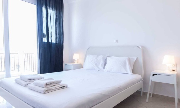 Athens Apartment | Gorgeous 1 Bd Apt w Magical Athens View GC 3332-02