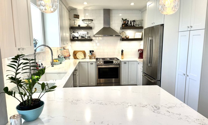 Country Club Condo | Gorgeous 2bd/2ba in County Club North, close to Cherry Creek and Downtown