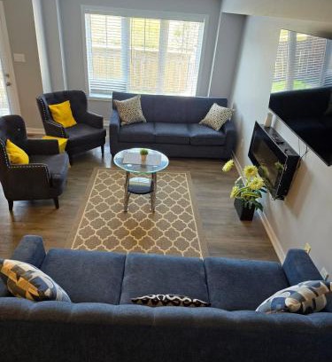 Winona House | Gorgeous 3 bedroom 4 bed house