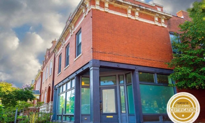 Tower Grove East House | Gorgeous 5BR Storefront Home/ABODEbucks