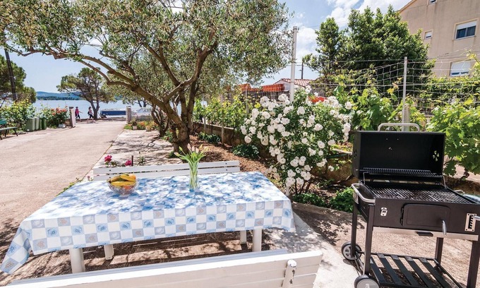 Turanj Apartment | Gorgeous apartment in Turanj