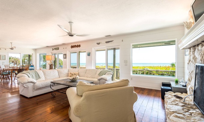 Indian River Oaks House | Gorgeous Beach Villa, with Private Access to Beach