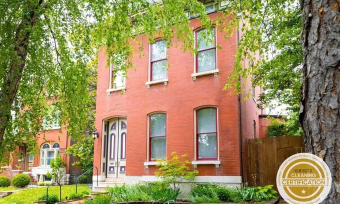 Benton Park House | Gorgeous Benton Park Manor/ABODEbucks