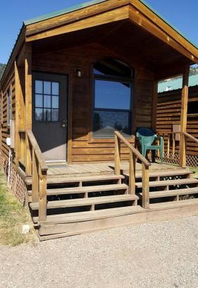 West Yellowstone House | Gorgeous Cabin with Stunning Views in West Yellowstone, Montana