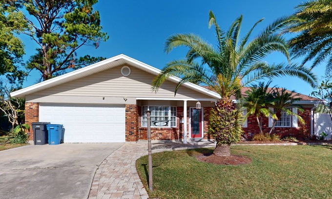 Bay Crest Park House | Gorgeous dog-friendly waterfront oasis with patio, fire pit, & amazing views