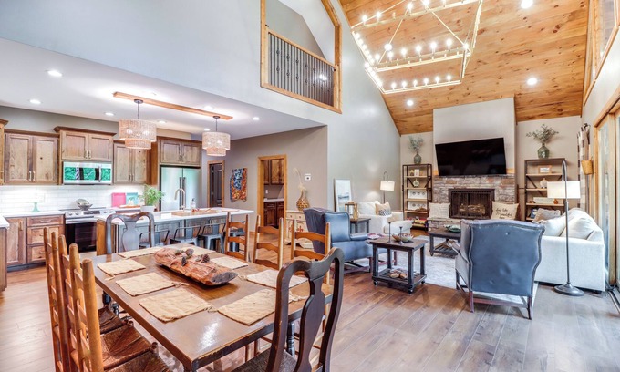 Drasco House | Gorgeous Drasco Home Near Greers Ferry Lake!