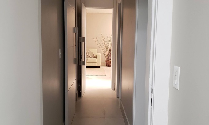 Riviera de Sao Lourenco Apartment | GORGEOUS FIT DECORATED ON MOD. 02, with 4 suites all with air conditioning and TV.