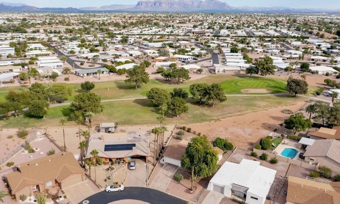 Fountain of the Sun House | Gorgeous Golf & Mountain Views! Lovely 2 bdrm with Great 55+ Community Amenities