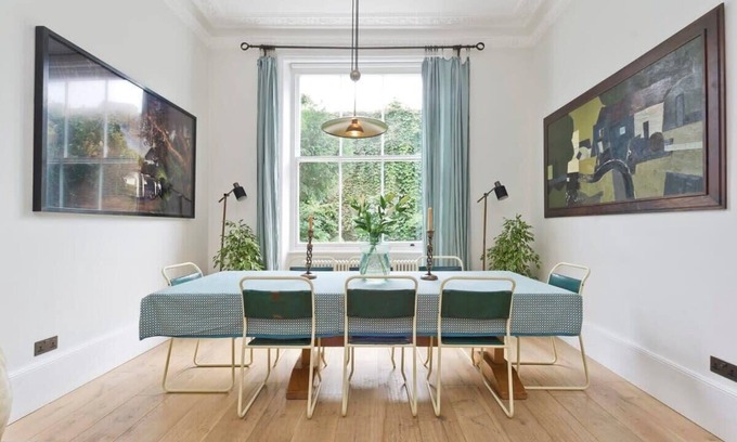 Addison House | Gorgeous & Grand 5 Bed House, Holland Park