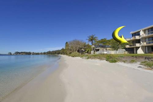 Soldiers Point Apartment | Gorgeous Harbourside