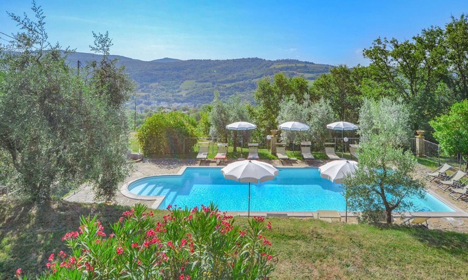 Capolona House | Gorgeous home in Capolona