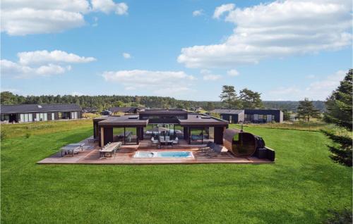 Egsmark Strand House | Gorgeous Home In Ebeltoft With Kitchen