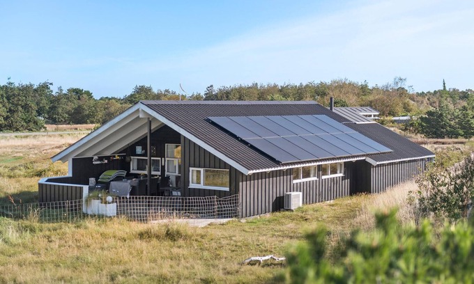 Rindby Strand House | Gorgeous home in Fanø with WiFi