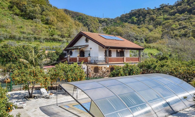 Gaggi House | Gorgeous home in Gaggi