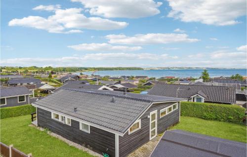 Ronde House | Gorgeous Home In Rønde With Wifi