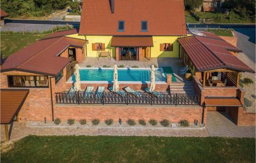 Kutina House | Gorgeous Home In Repusnica With Sauna