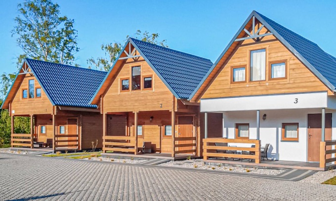 Rowy House | Gorgeous home in Rowy with WiFi