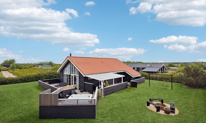 Skaven Strand House | Gorgeous home in Tarm with kitchen