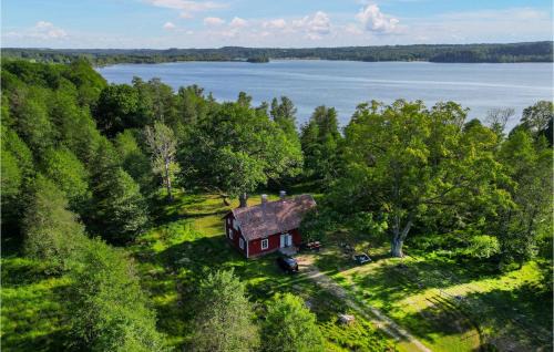 Tranas Municipality House | Gorgeous Home In Tranås With Kitchen