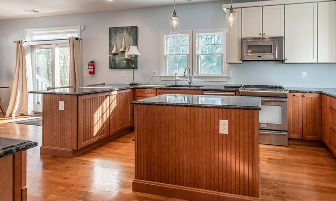 Spring Lake House | Gorgeous Home, Lake Views and 2 Blocks from Beach and Pool!