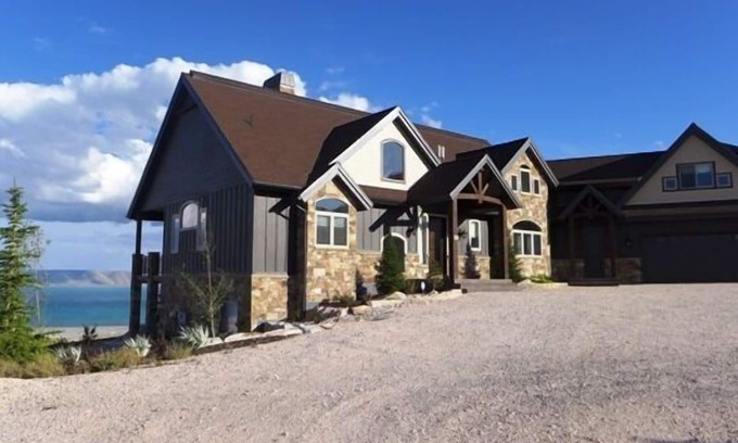 Fish Haven House | Gorgeous Home With Amazing View Of Bear Lake