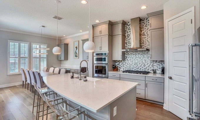 Redington Beach House | GORGEOUS Luxury home, right across from beach! Redington Townhouse 16303