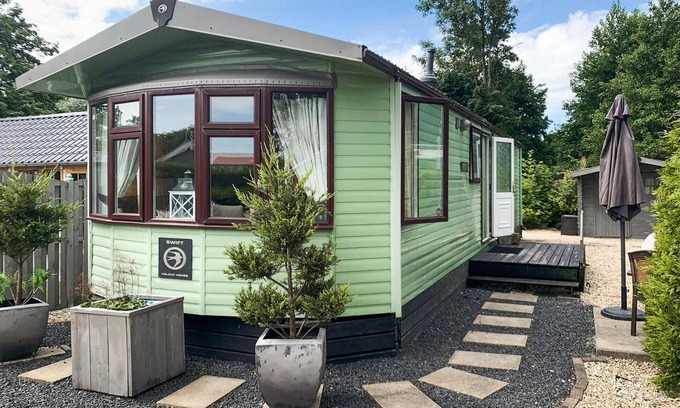 Tzummarum House | Gorgeous (sta)caravan in Tzummarum