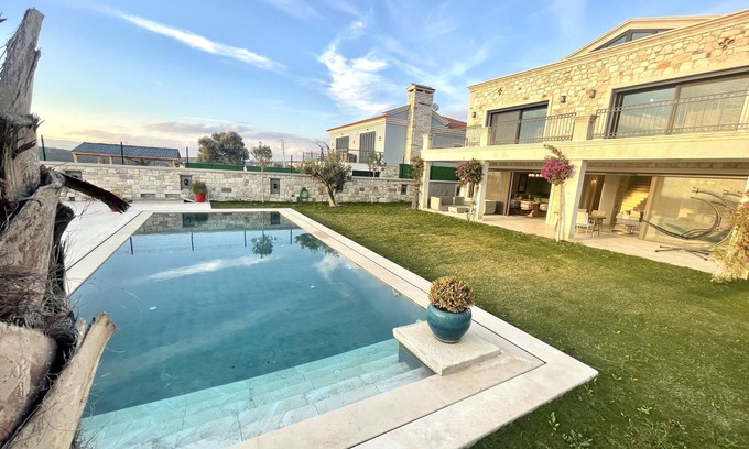 Bouvet Island Villa | Gorgeous Stone Villa in Cesme