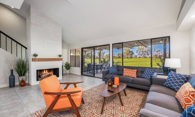 Palm Desert House | Gorgeous updated home with great views of the golf course and mountains.