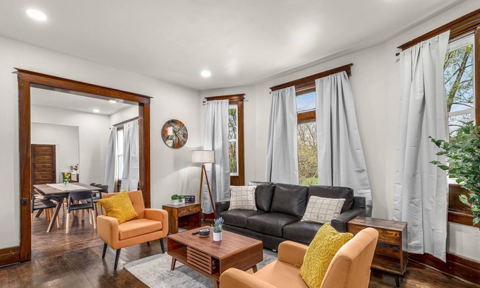 Detroit House | Gorgeous West Village Stunner 5 Bedroom Home by RedAwning